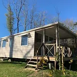 Le Ruisseau Кемпинг 3*