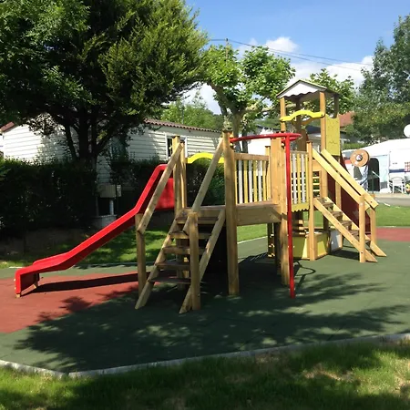 Camping Le Ruisseau Saint-André-de-Seignaux