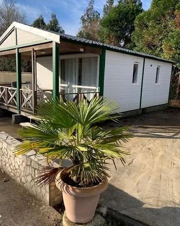 Parque de Campismo Le Ruisseau 3*