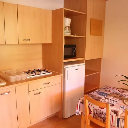 Le Ruisseau Parque de Campismo Saint-André-de-Seignaux