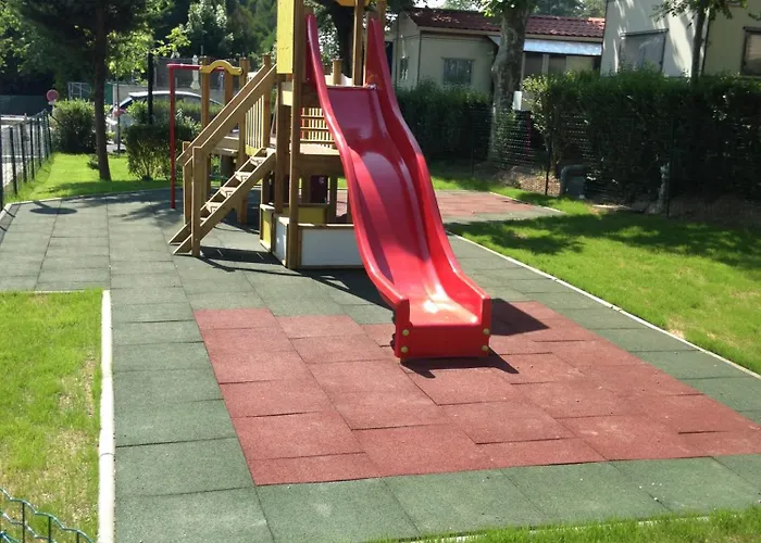 Camping Le Ruisseau Kamp alanı 3*