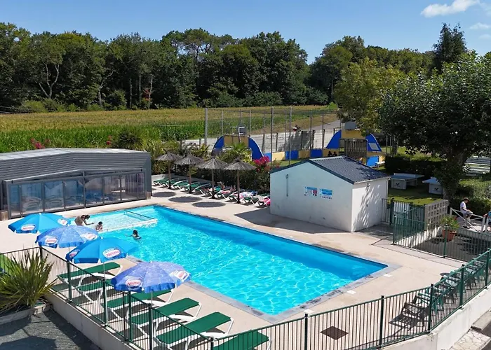 Camping Le Ruisseau Kamp alanı 3*