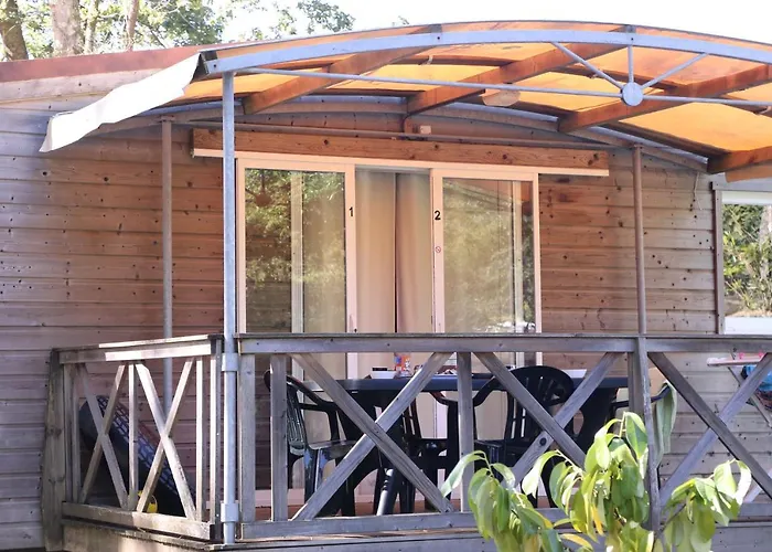 Kamp alanı Camping Le Ruisseau Saint-André-de-Seignaux