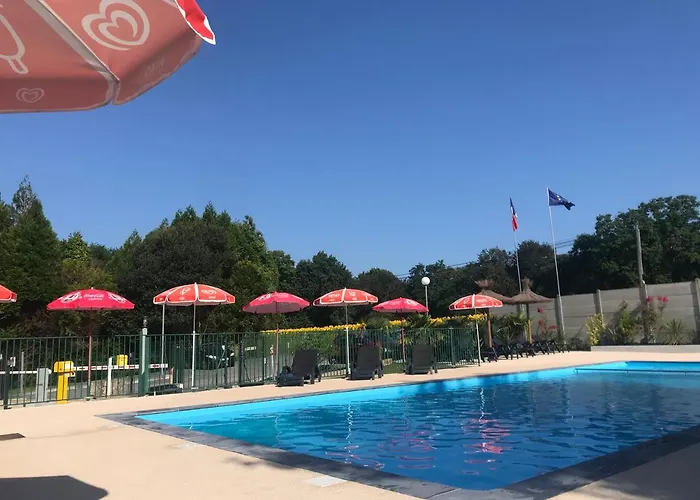 Le Ruisseau Кемпинг